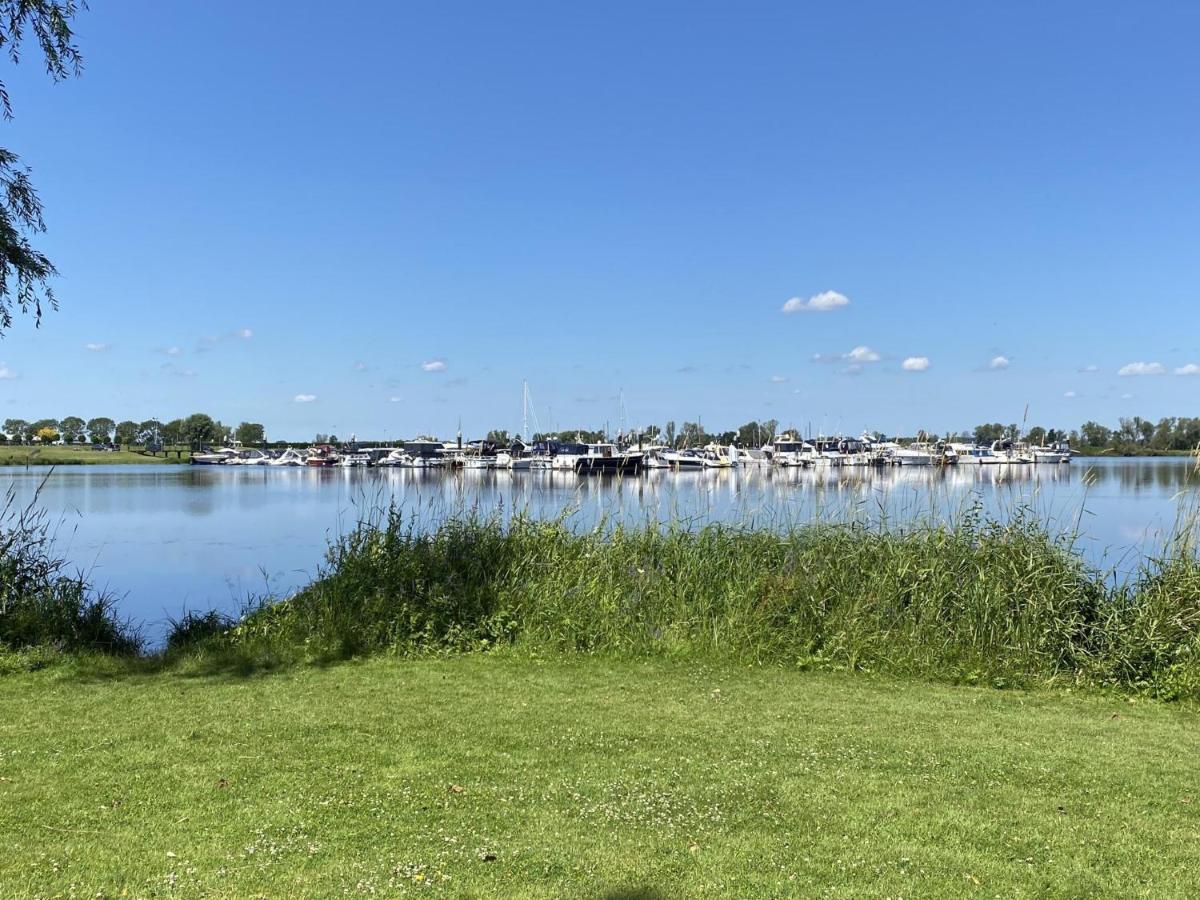 Catharina Villa Stevensweert Buitenkant foto